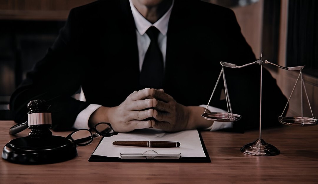 Background Legalitas Usaha